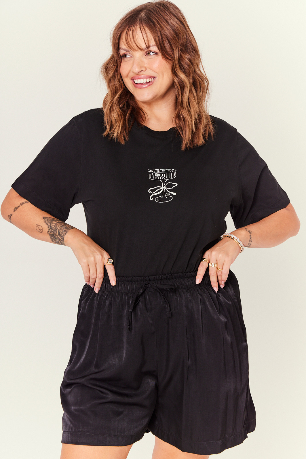 SHORTS JANAINA PRETO SHORTS JANAINA PRETO