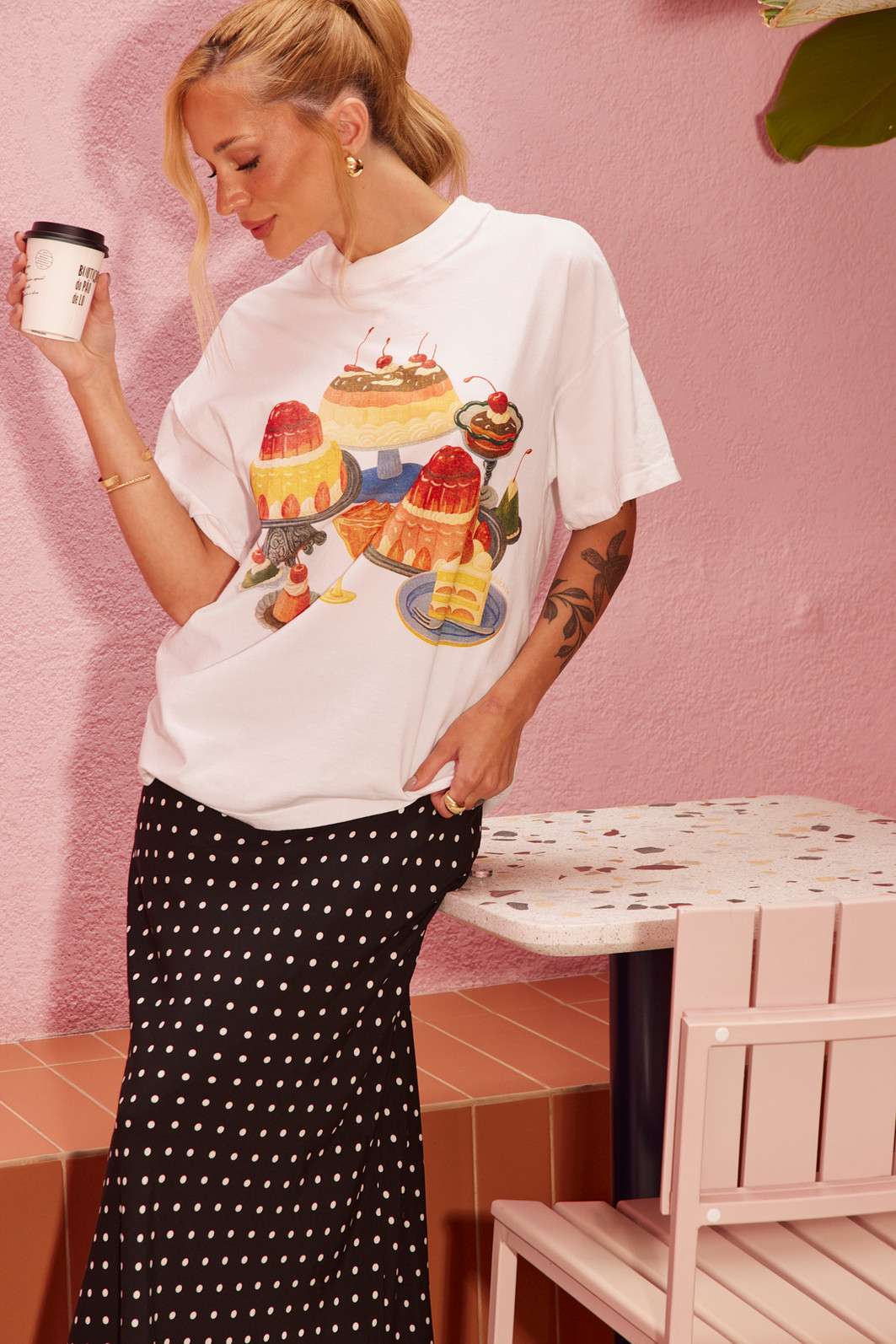 T-SHIRT OVER CAKE BRANCO ACUCAR T-SHIRT OVER CAKE BRANCO ACUCAR