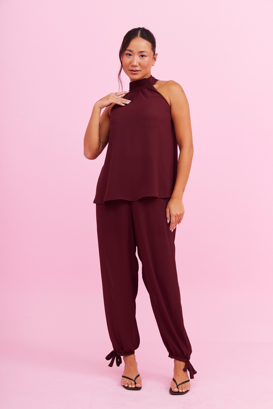 CALÇA ALADIM MARCELA BORDO CALÇA ALADIM MARCELA BORDO