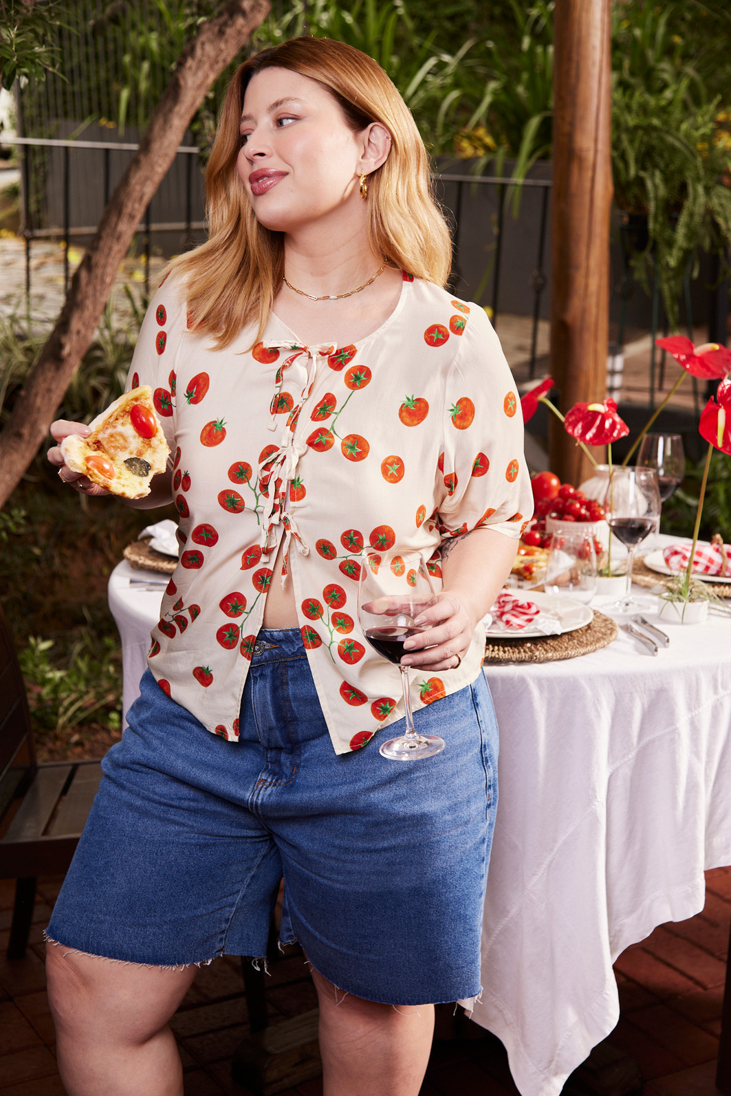 BLUSA GRACE ESTAMPA TOMATES BLUSA GRACE ESTAMPA TOMATES