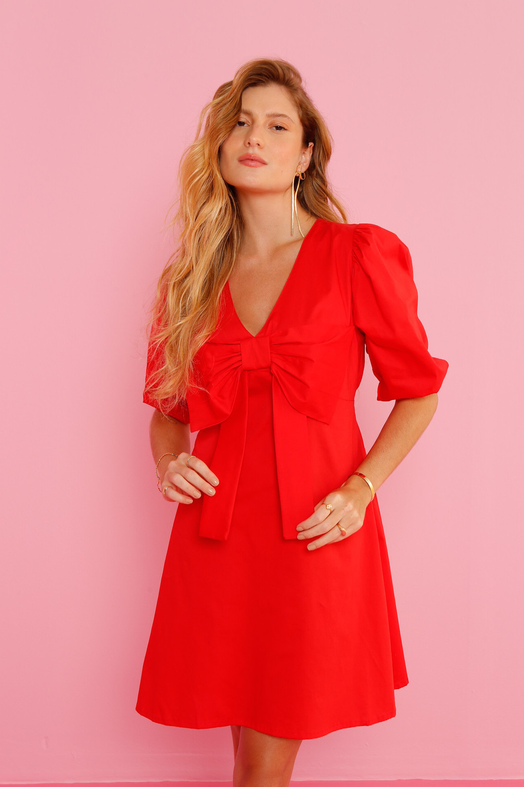 VESTIDO CURTO LAÇO VERMELHO VESTIDO CURTO LAÇO VERMELHO