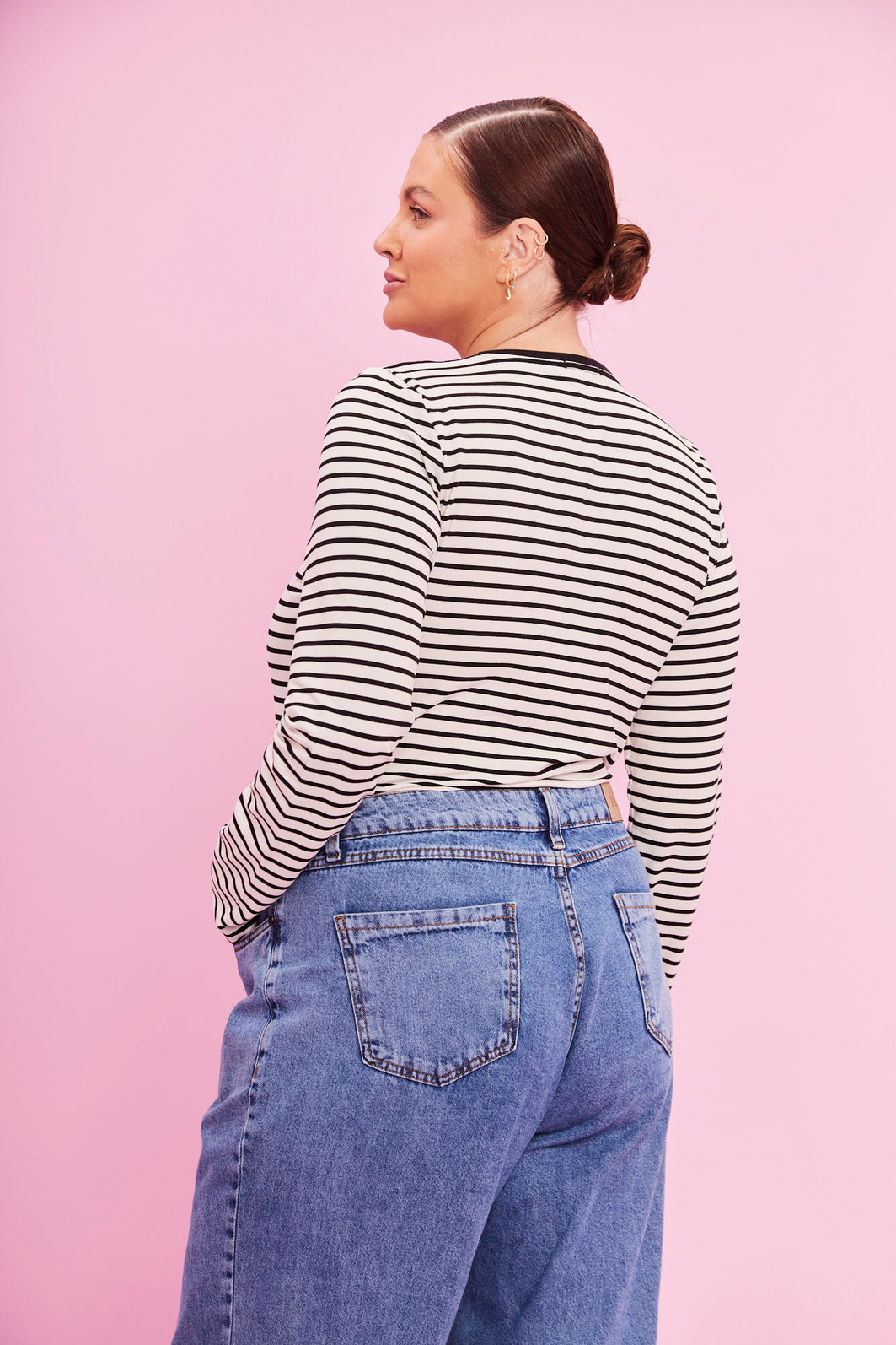 BLUSA LISTRADA COMFY LISTRADO PRETO