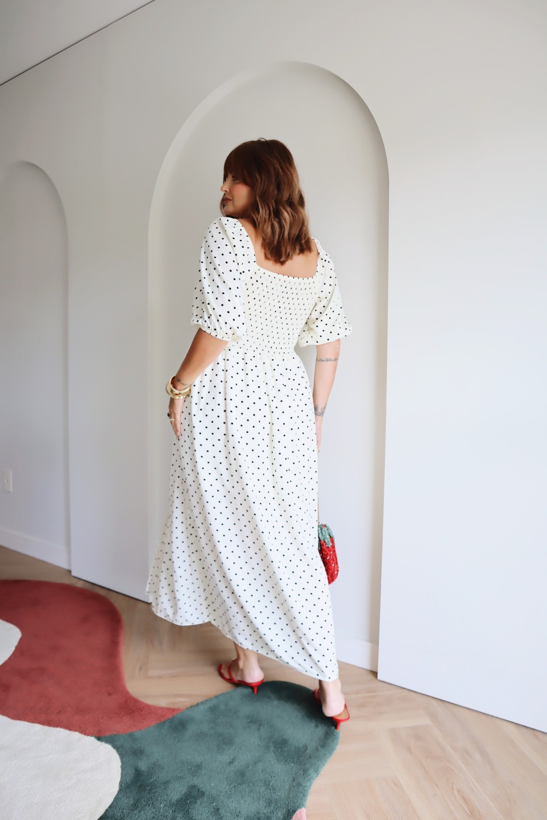 VESTIDO JOANA POA FUNDO OFF VESTIDO JOANA POA FUNDO OFF