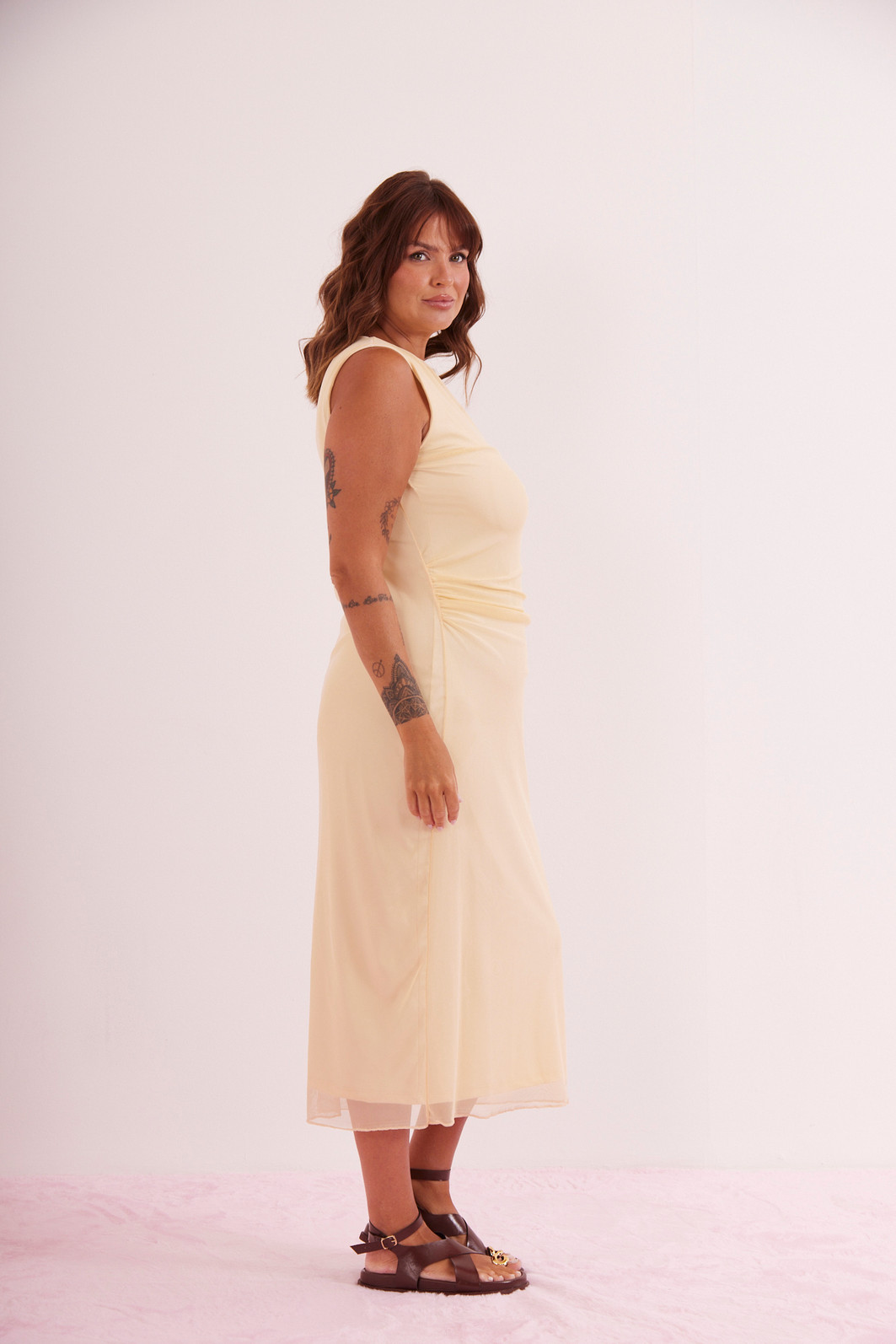 VESTIDO ADRIANE AMARELO VESTIDO ADRIANE AMARELO