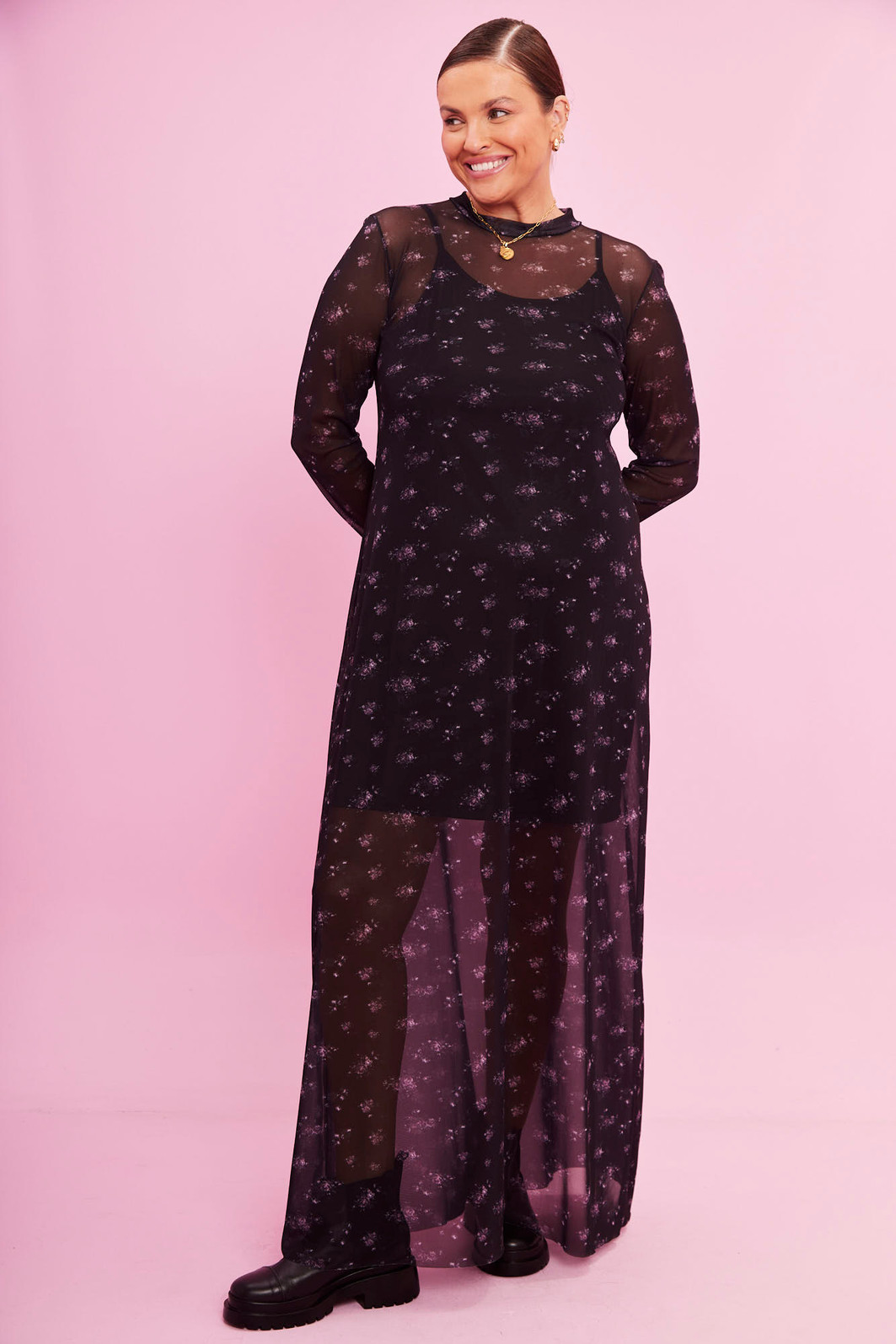 VESTIDO TULE FLOWER FLORAL FUNDO PRETO