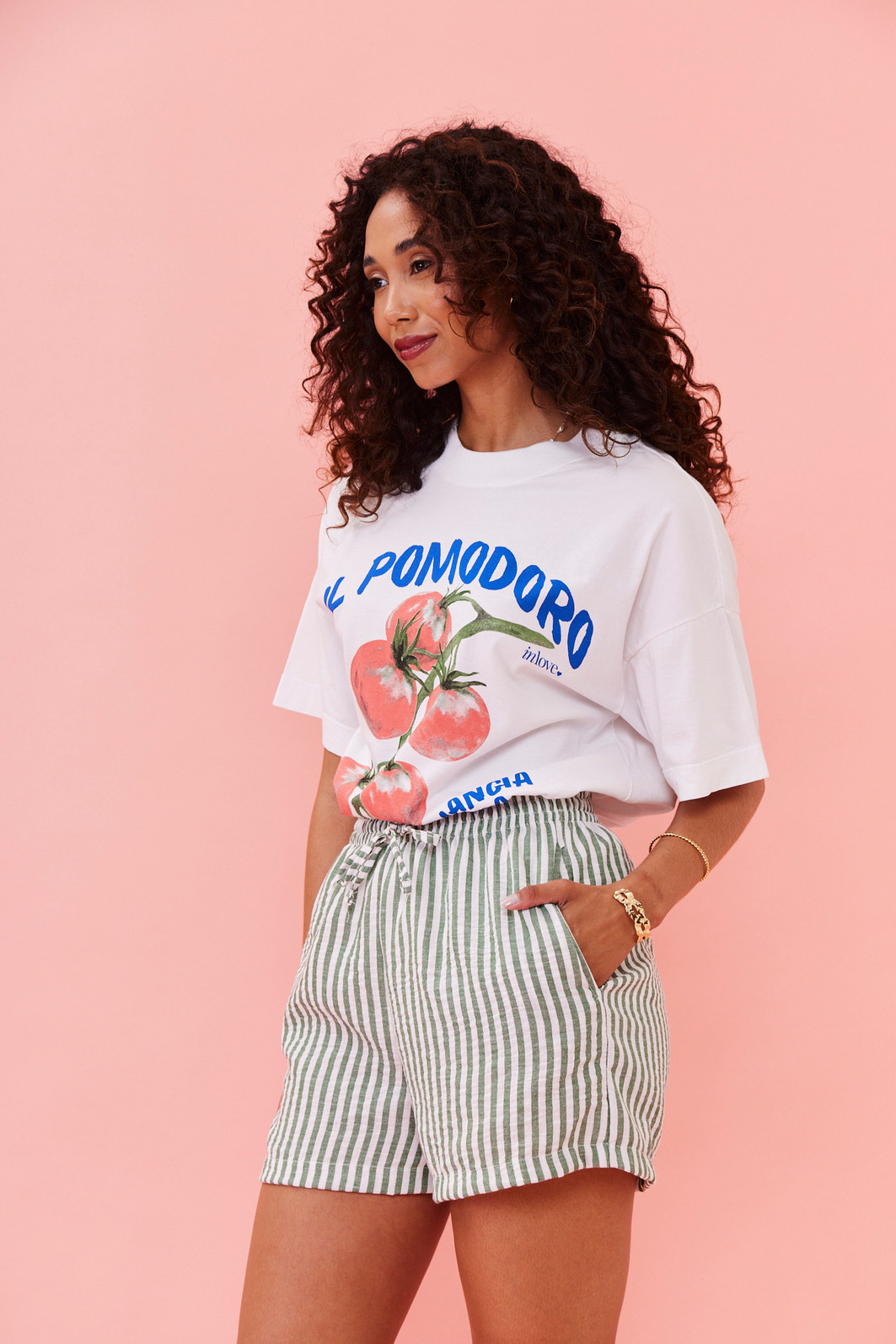 T-SHIRT OVER IL POMODORO BRANCO ACUCAR