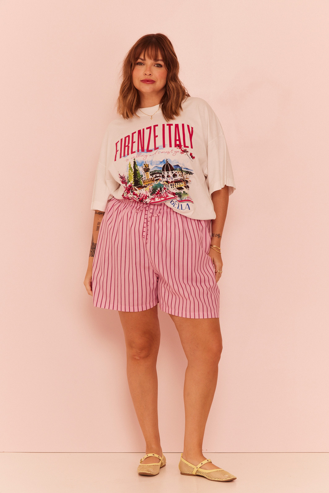 SHORTS CAMILE LISTRADO ROSA E VERMELHO SHORTS CAMILE LISTRADO ROSA E VERMELHO