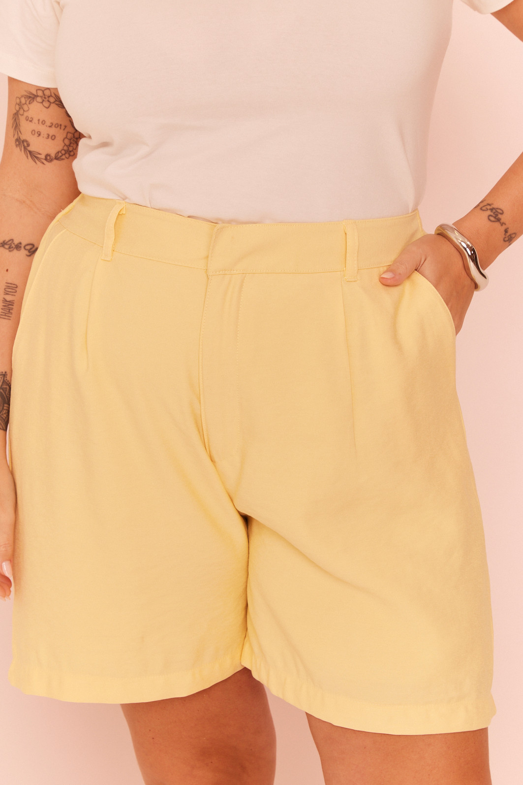 SHORTS JULIA AMARELO SHORTS JULIA AMARELO