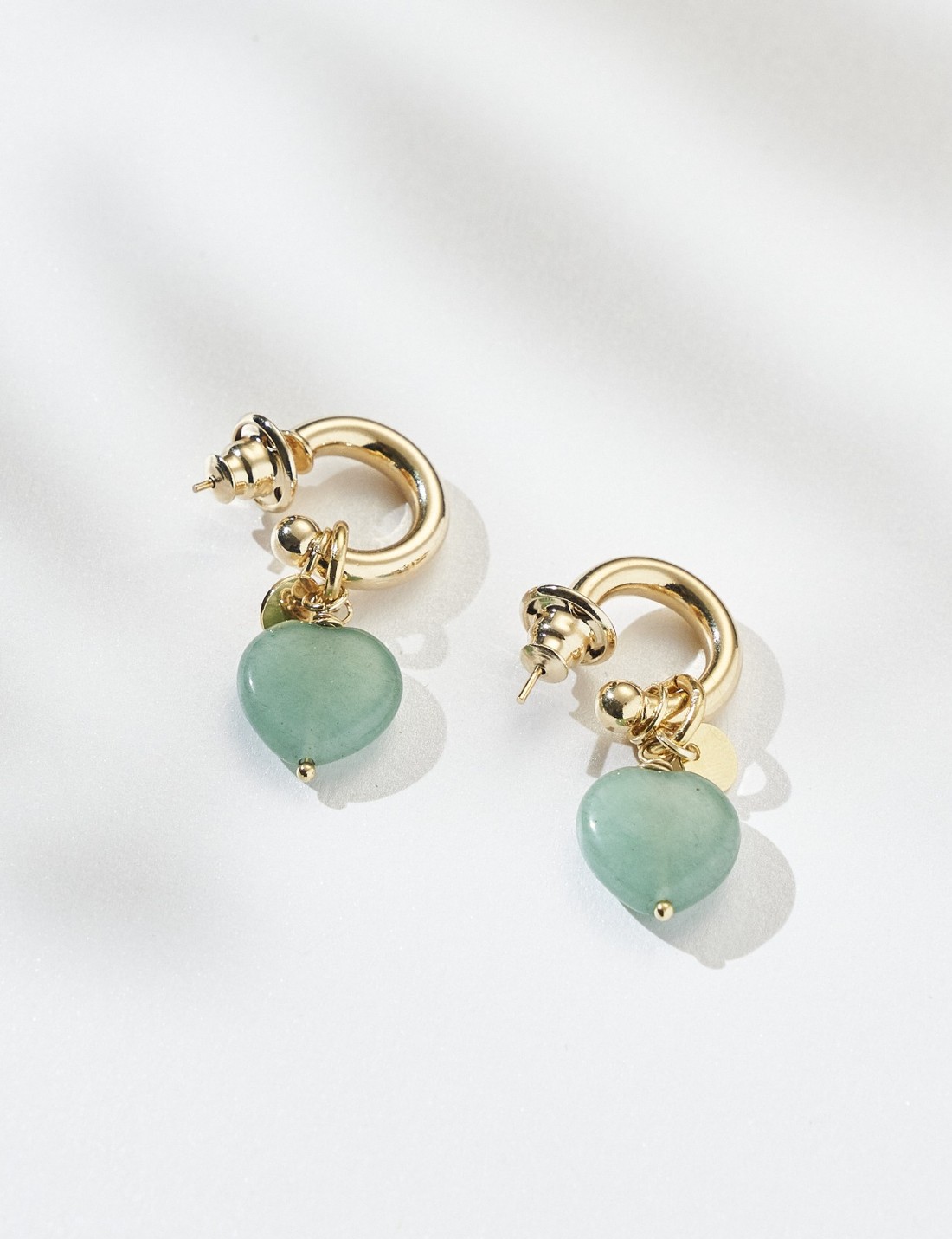 BRINCO MYSTIC CORACAO QUARTZO VERDE DOURADO