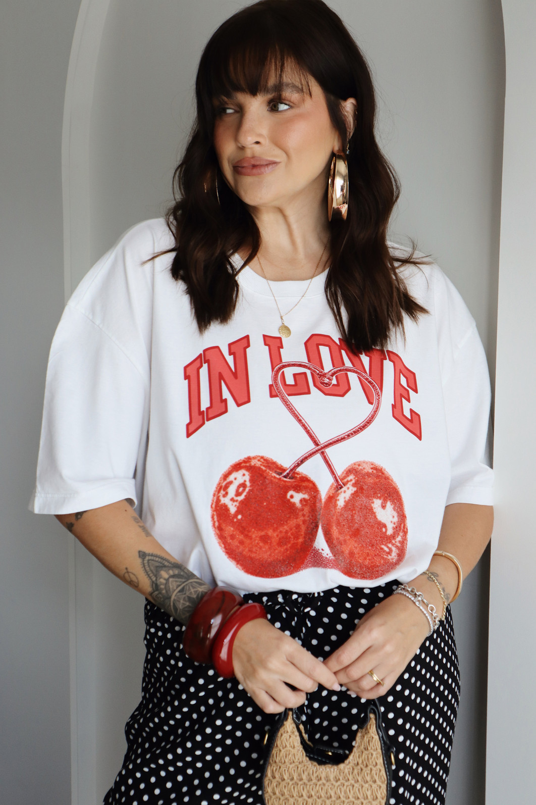 T-SHIRT OVERSIZED CHERRY BRANCO ACUCAR
