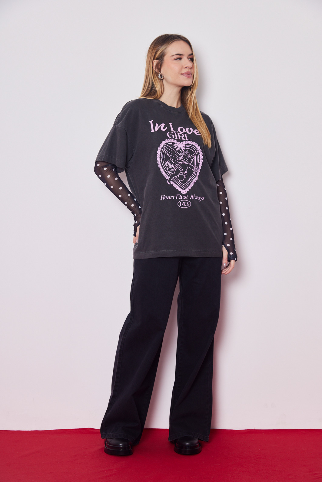 T-SHIRT OVER HEART FIRST PRETO T-SHIRT OVER HEART FIRST PRETO