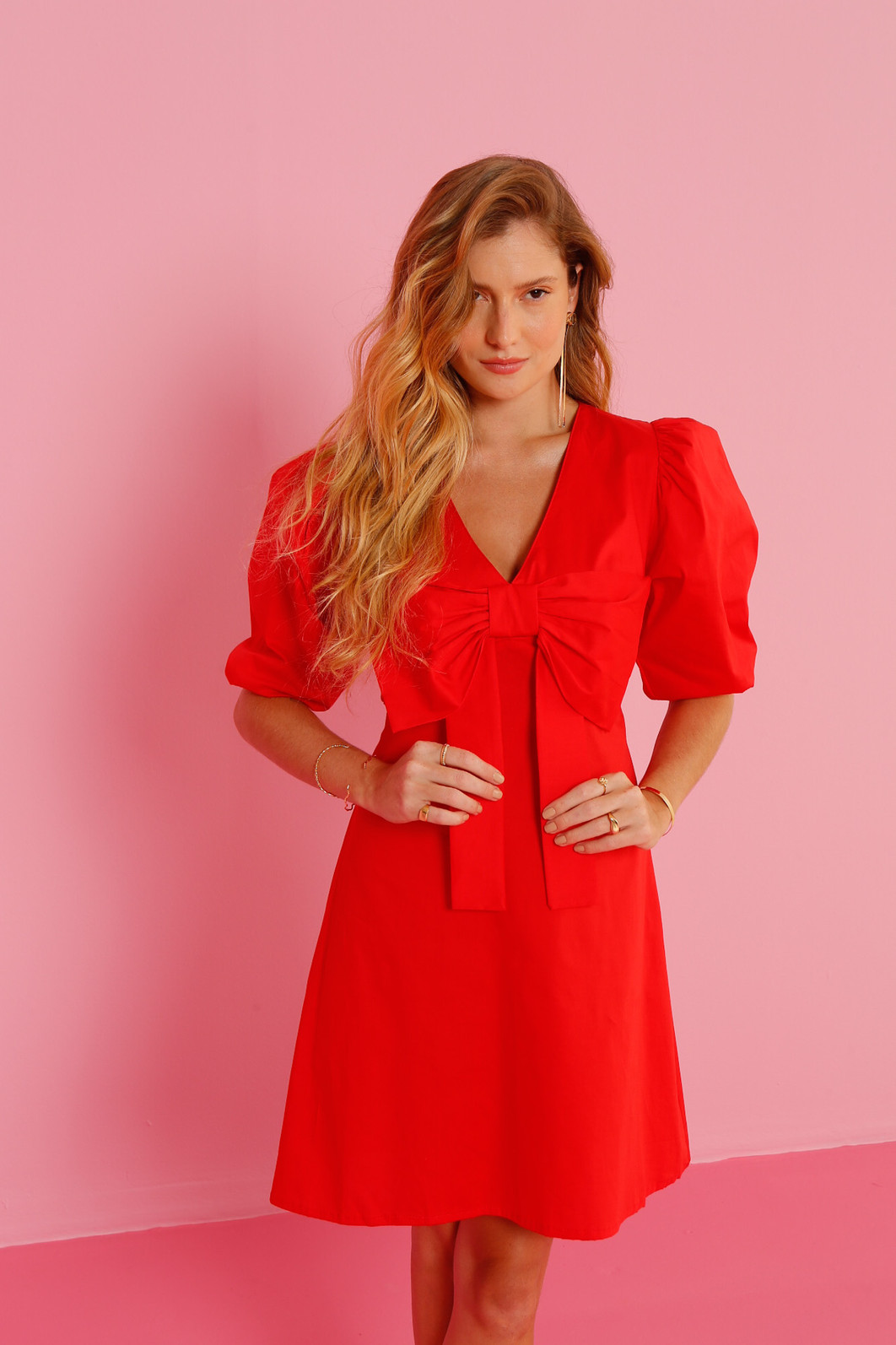 VESTIDO CURTO LAÇO VERMELHO VESTIDO CURTO LAÇO VERMELHO