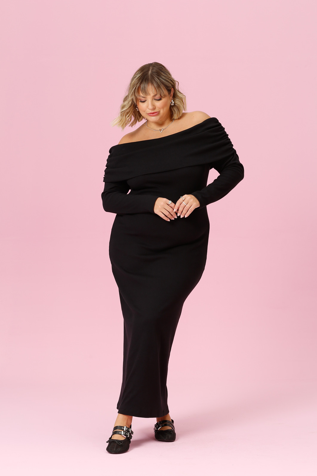 Vestido Midi Morgana PRETO Vestido Midi Morgana PRETO