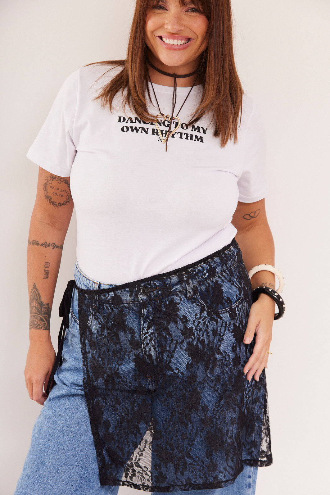 BABY TEE DANCING OFF WHITE BABY TEE DANCING OFF WHITE