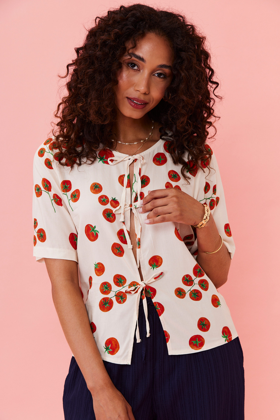 BLUSA GRACE ESTAMPA TOMATES BLUSA GRACE ESTAMPA TOMATES