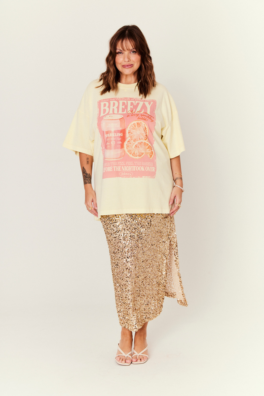 SAIA PAETE DAIANA DOURADO SAIA PAETE DAIANA DOURADO