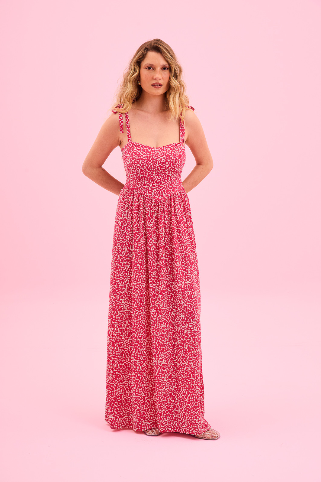 VESTIDO MIDI VISCOSE ALCA FLORAL VESTIDO MIDI VISCOSE ALCA FLORAL