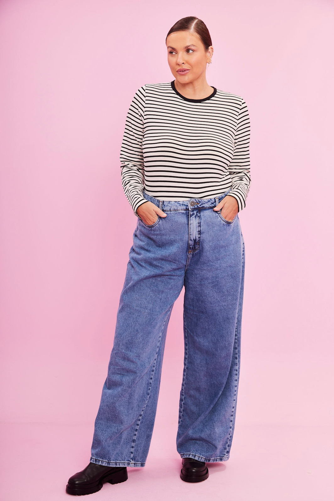 BLUSA LISTRADA COMFY LISTRADO PRETO