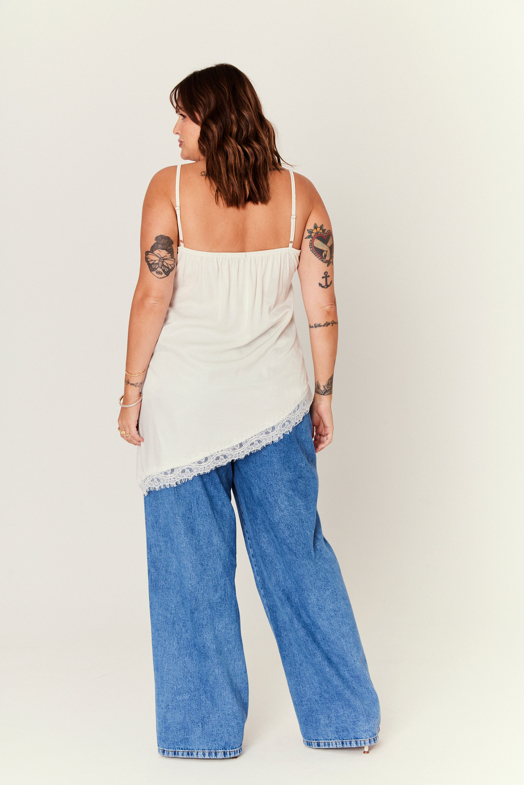 REGATA DE ALÇA JOICE OFF WHITE REGATA DE ALÇA JOICE OFF WHITE