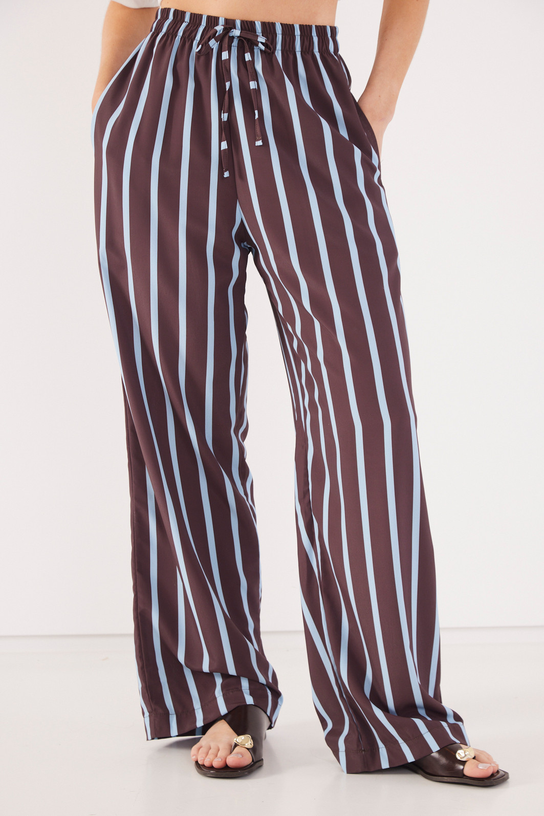 CALÇA LISTRA JULIA
