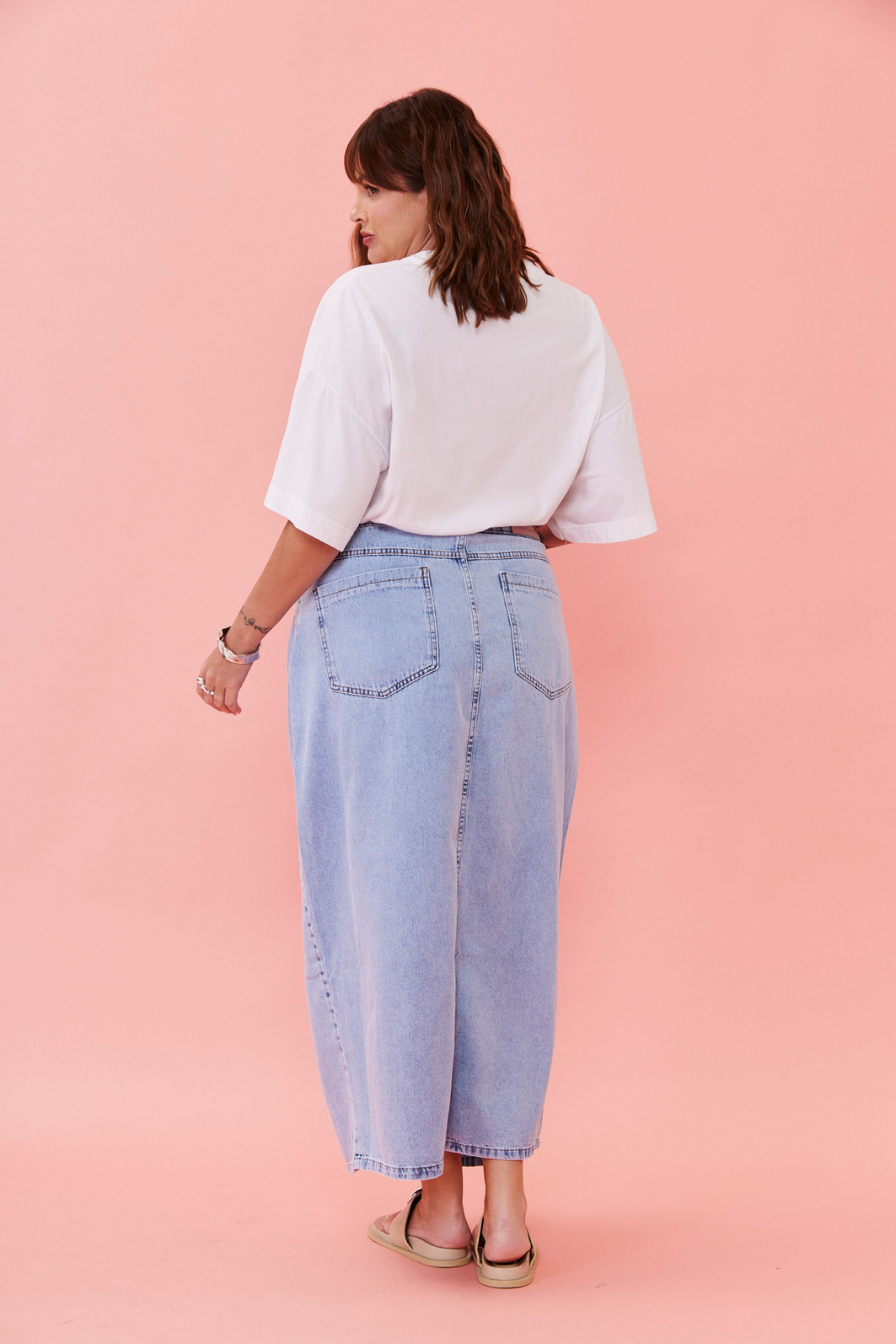 T-SHIRT OVER IL POMODORO BRANCO ACUCAR