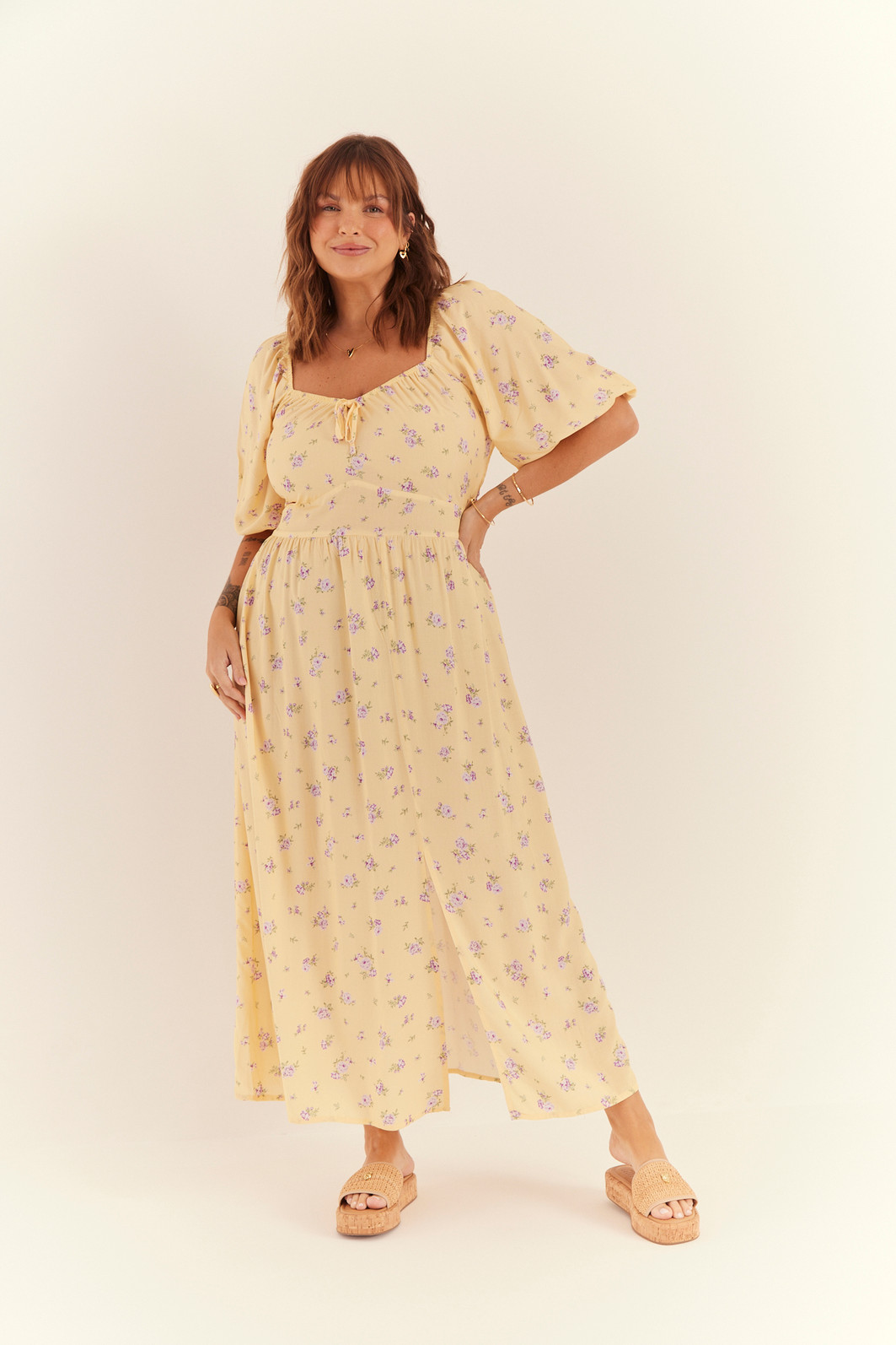VESTIDO FLORENCE ESTAMPA FLORAL FUNDO AMARELO