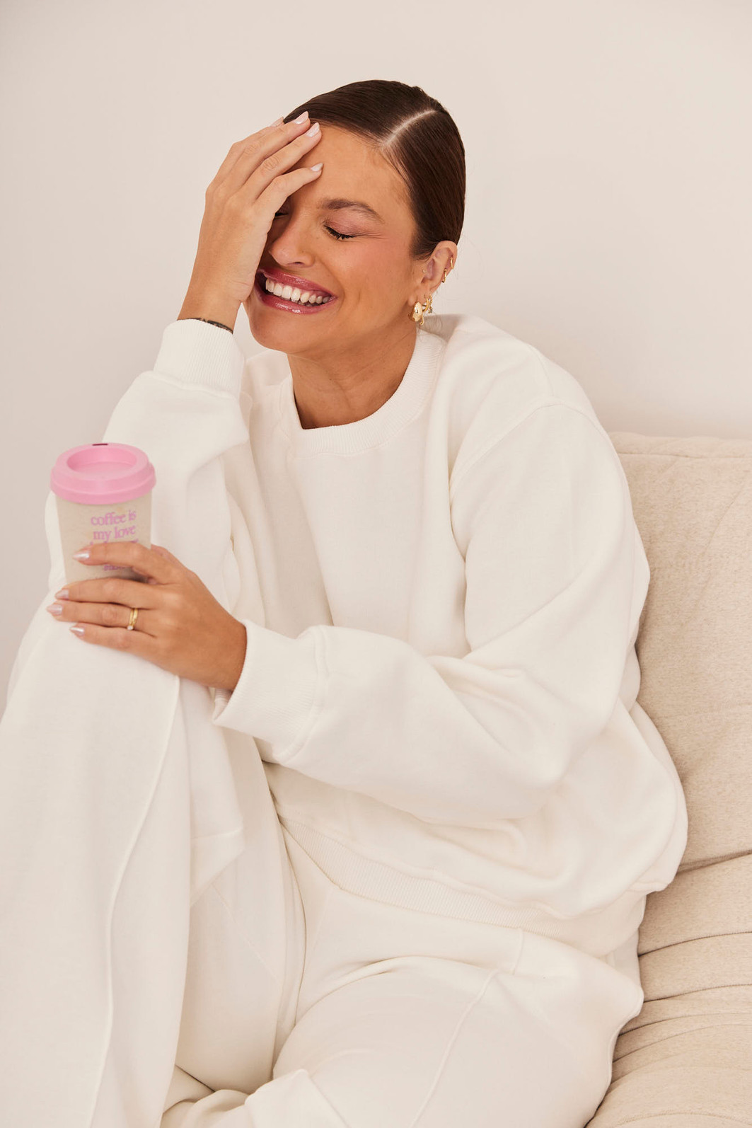 CASACO DE MOLETOM PREMIUM TALI OFF WHITE CASACO DE MOLETOM PREMIUM TALI OFF WHITE