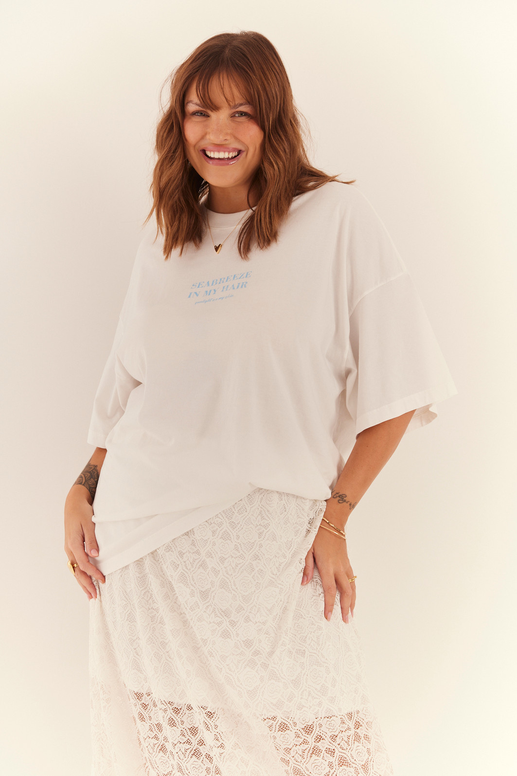 T-SHIRT OVER SEABREEZE BRANCO ACUCAR T-SHIRT OVER SEABREEZE BRANCO ACUCAR