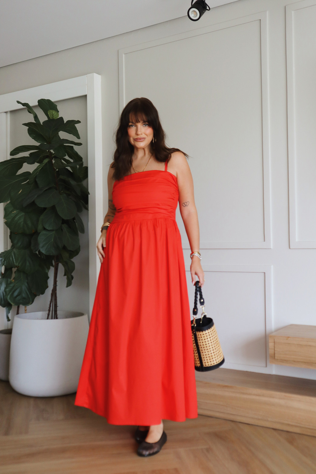 VESTIDO FLASH SALE MIDI VERMELHO VESTIDO FLASH SALE MIDI VERMELHO