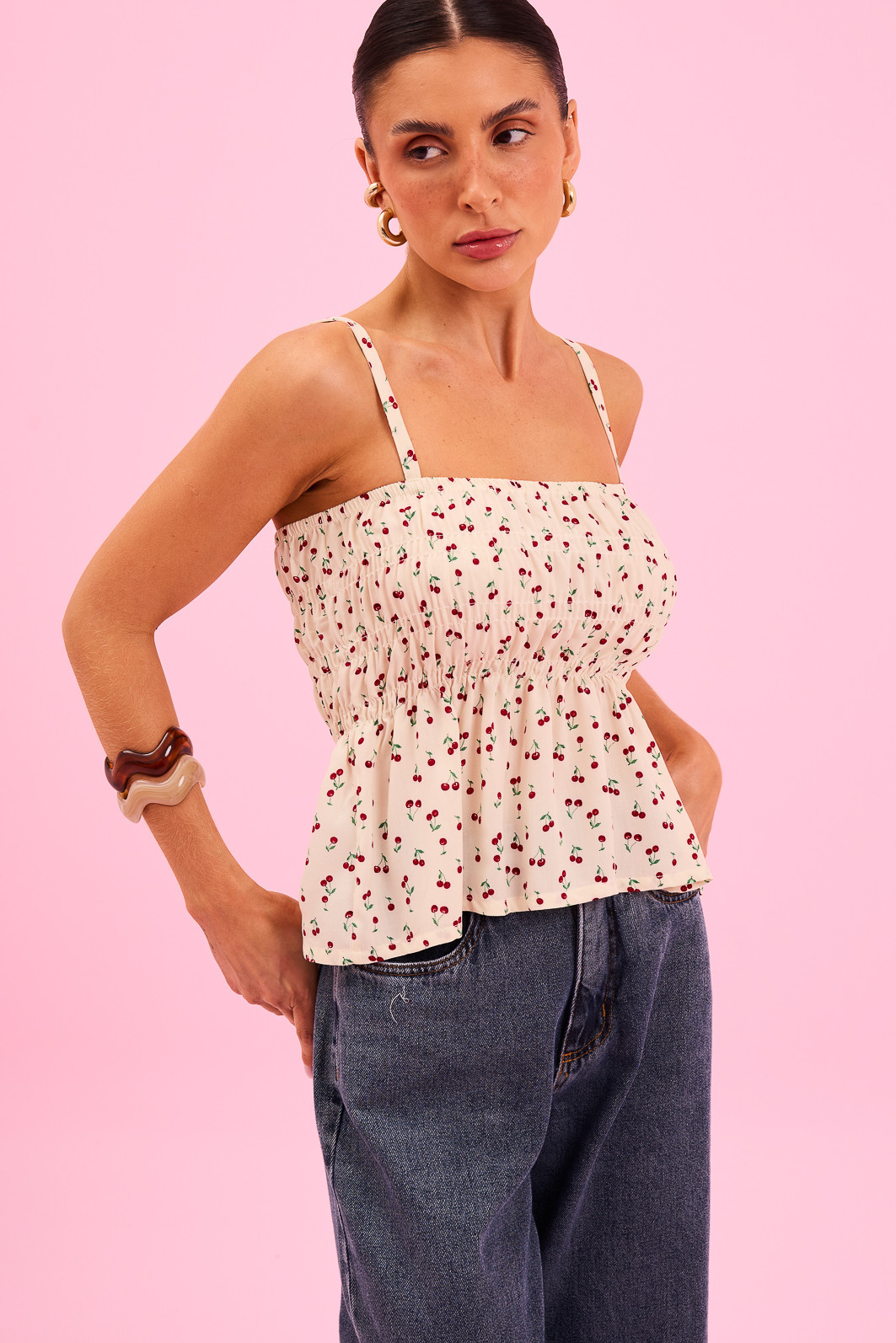 BLUSA CEREJA FUNDO OFF BLUSA CEREJA FUNDO OFF