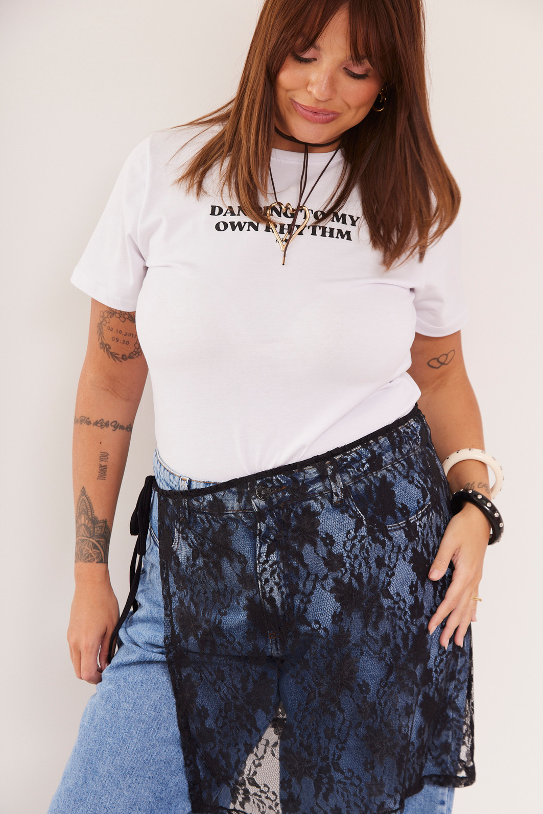 BABY TEE DANCING OFF WHITE BABY TEE DANCING OFF WHITE