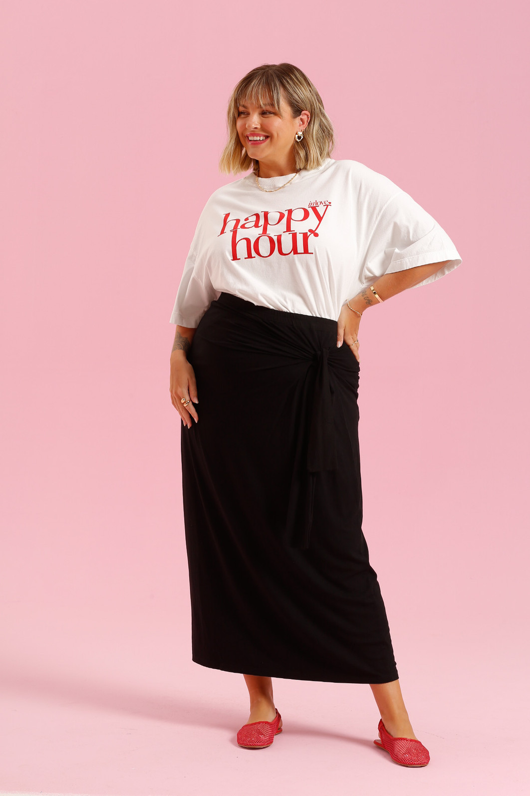 SAIA PRETO SAIA PRETO