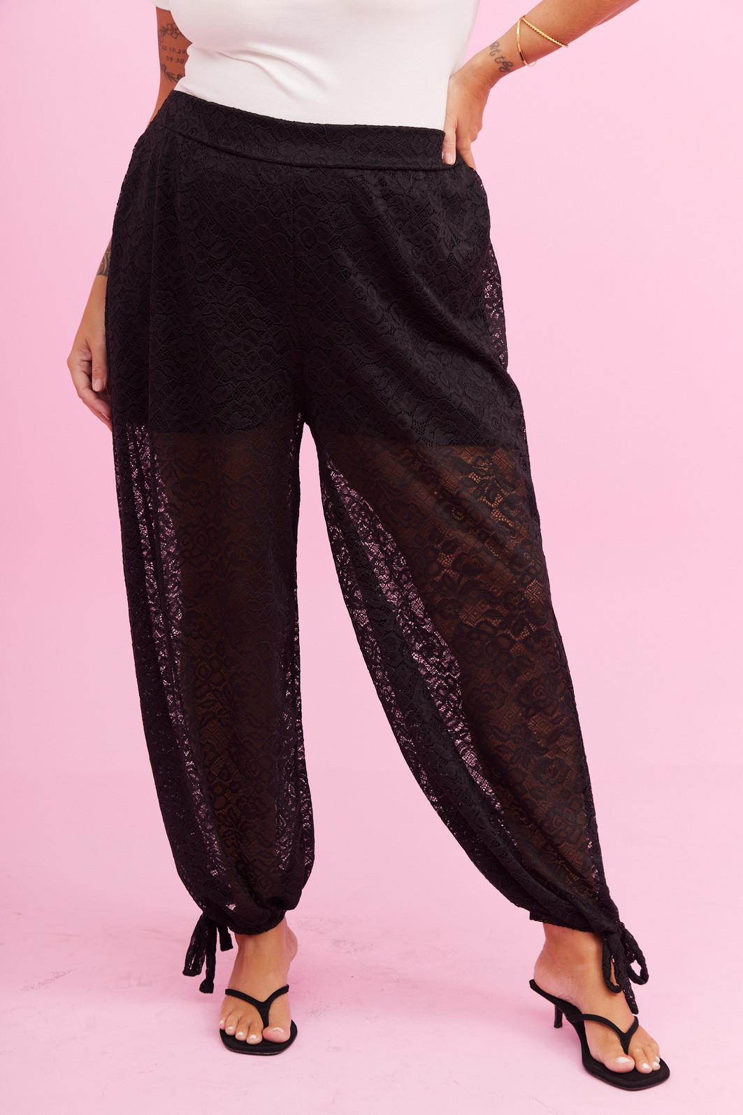 CALÇA HELENA PRETO CALÇA HELENA PRETO