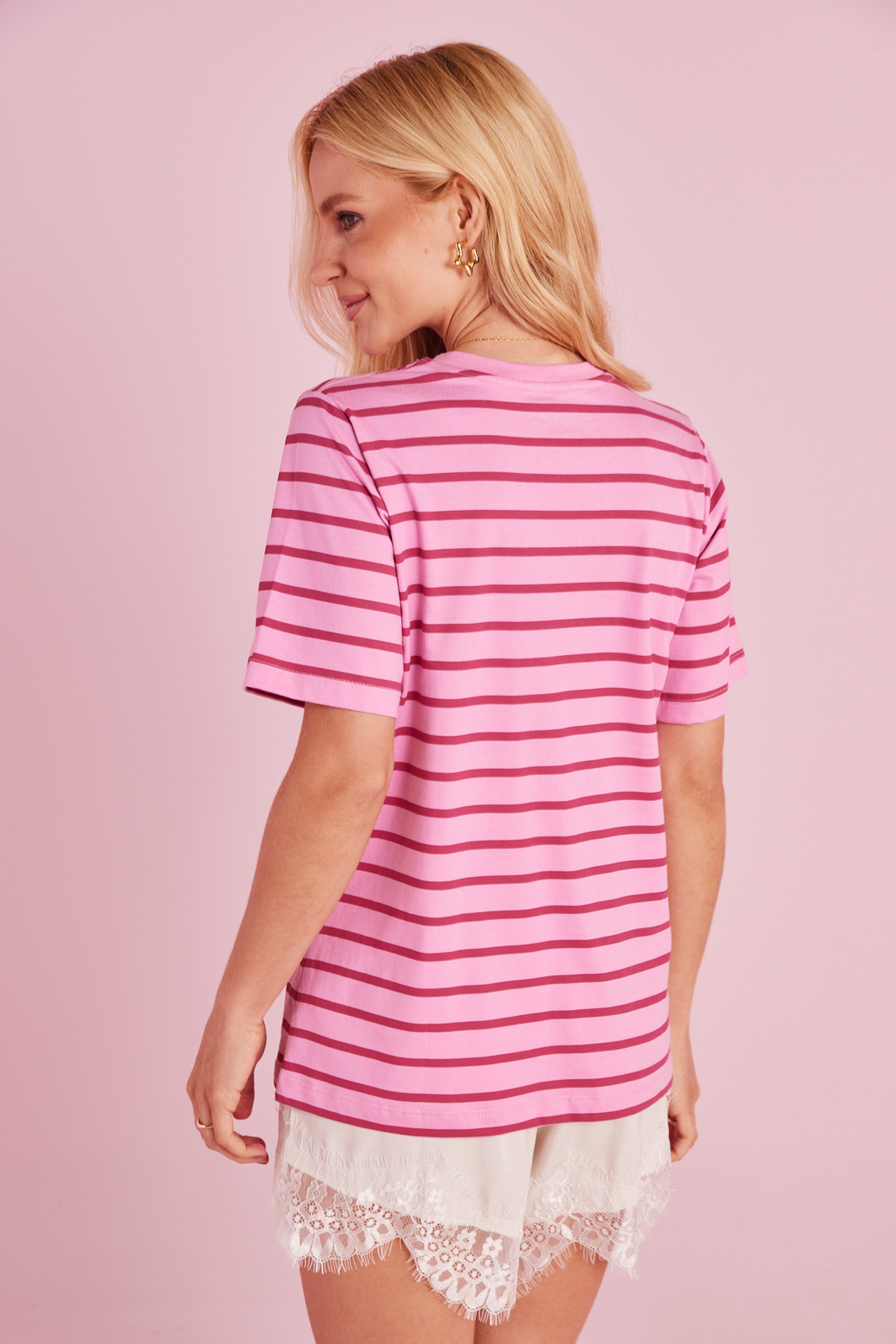 T-SHIRT SLIM LISTRADA ROSA