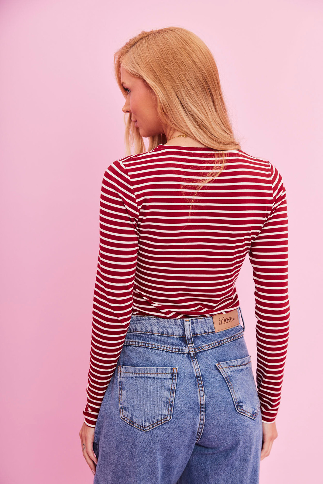 BLUSA LISTRADA COMFY BORDO