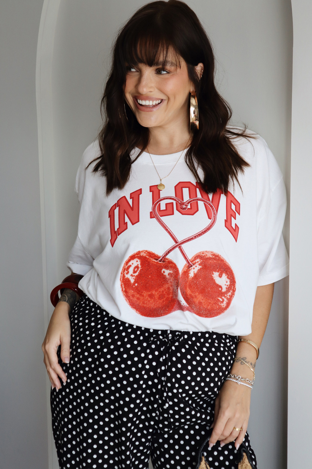 T-SHIRT OVERSIZED CHERRY BRANCO ACUCAR