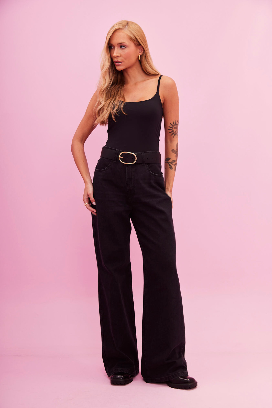 CALÇA WIDE LEG BLACK JEANS PRETO ESTONADO CALÇA WIDE LEG BLACK JEANS PRETO ESTONADO