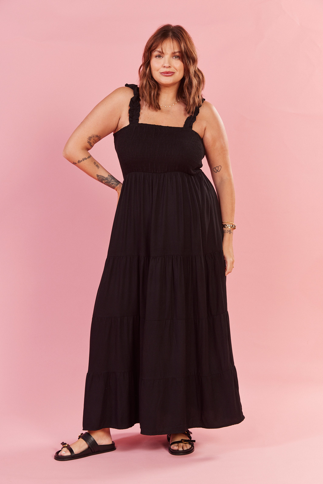 VESTIDO MIDI VIENA PRETO VESTIDO MIDI VIENA PRETO