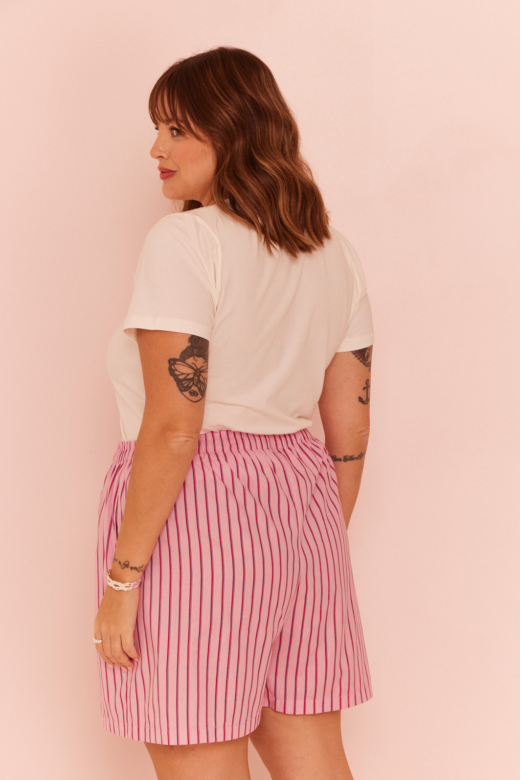 SHORTS CAMILE LISTRADO ROSA E VERMELHO SHORTS CAMILE LISTRADO ROSA E VERMELHO