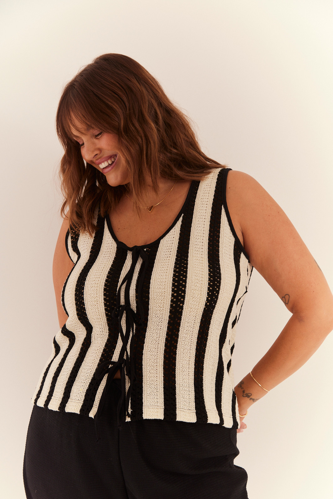 COLETE LISTRADO PRETO COLETE LISTRADO PRETO