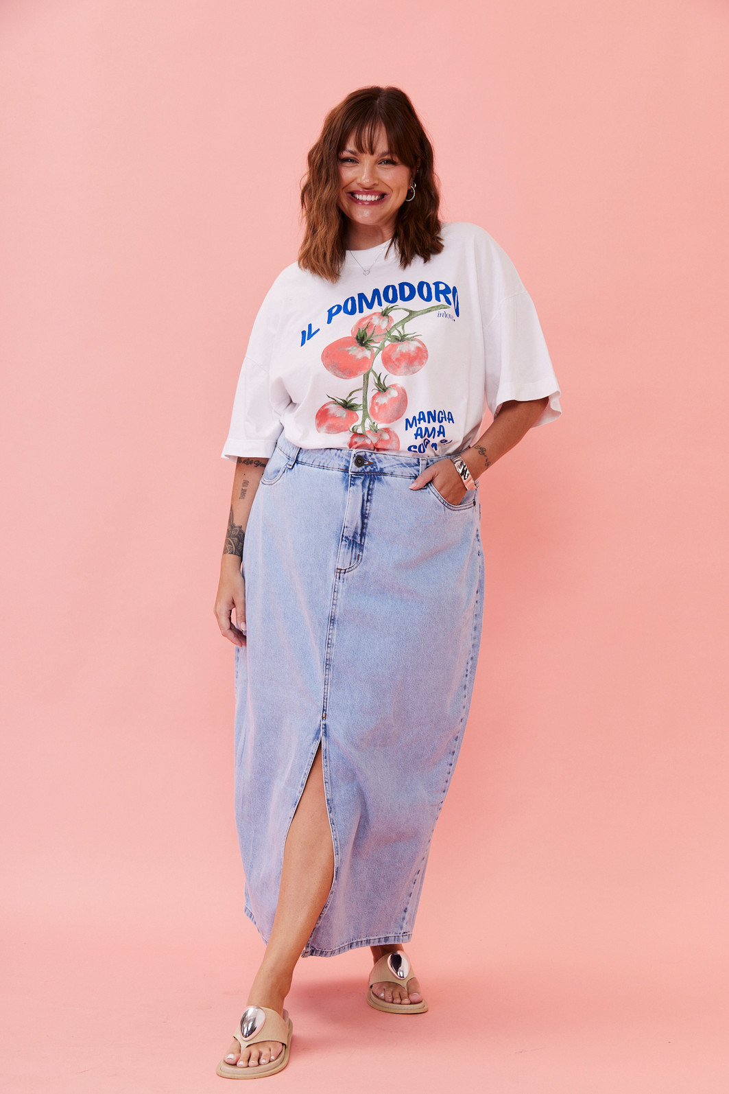 T-SHIRT OVER IL POMODORO BRANCO ACUCAR