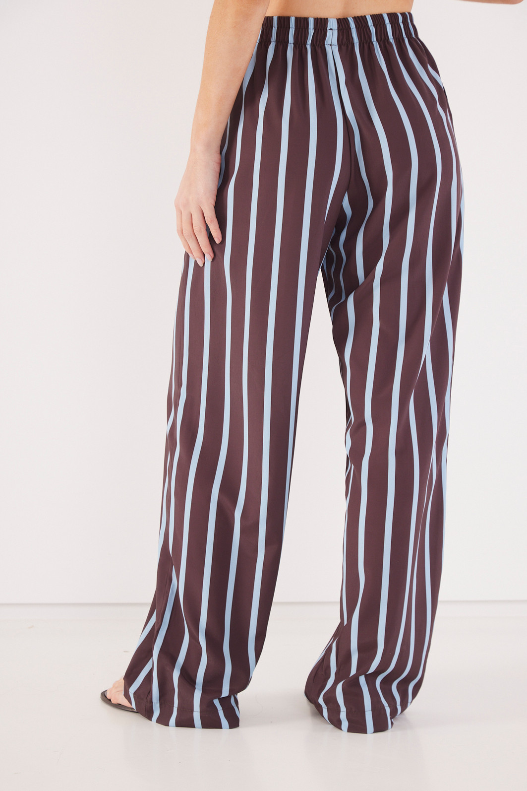 CALÇA LISTRA JULIA