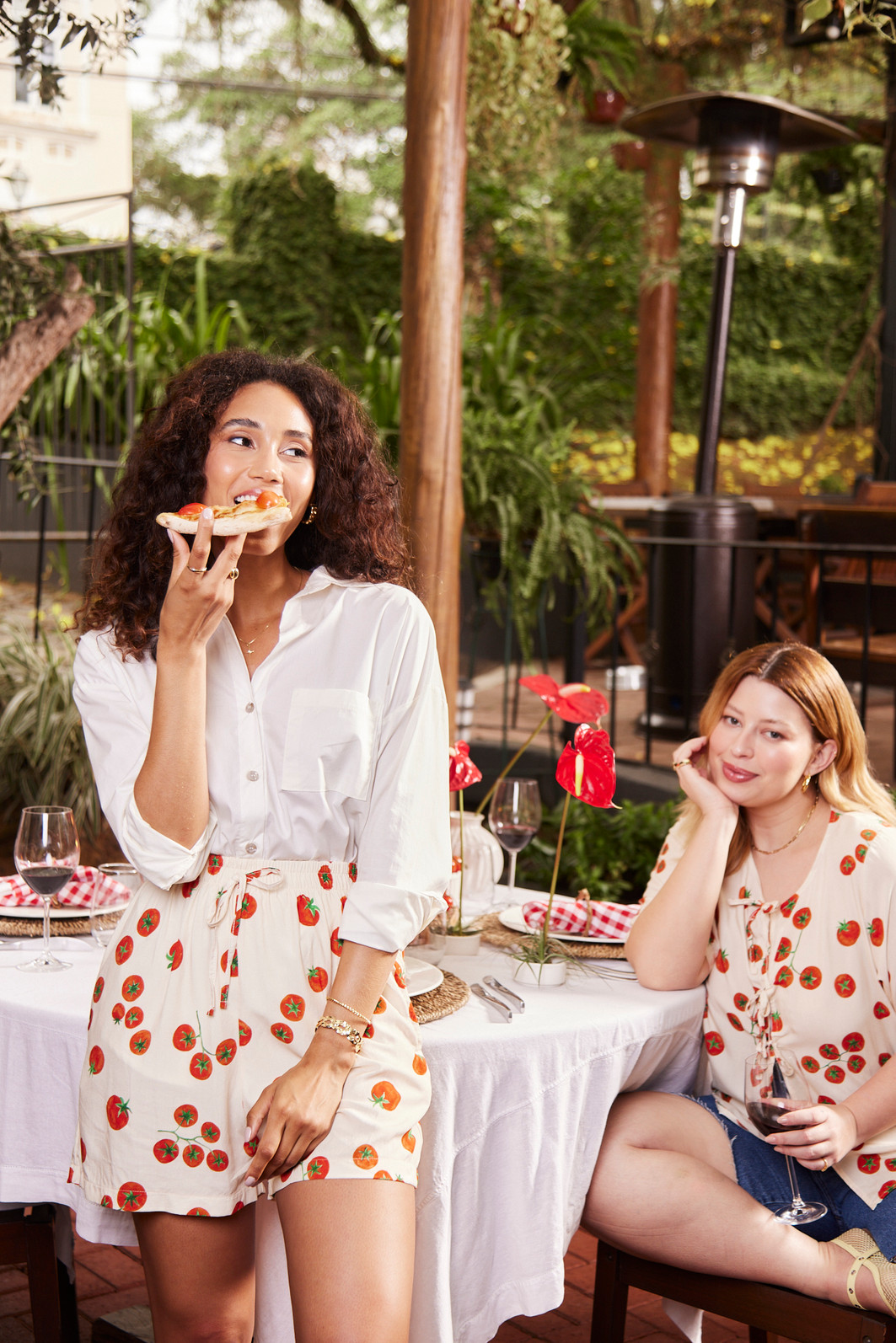 SHORTS LETICIA ESTAMPA TOMATES SHORTS LETICIA ESTAMPA TOMATES