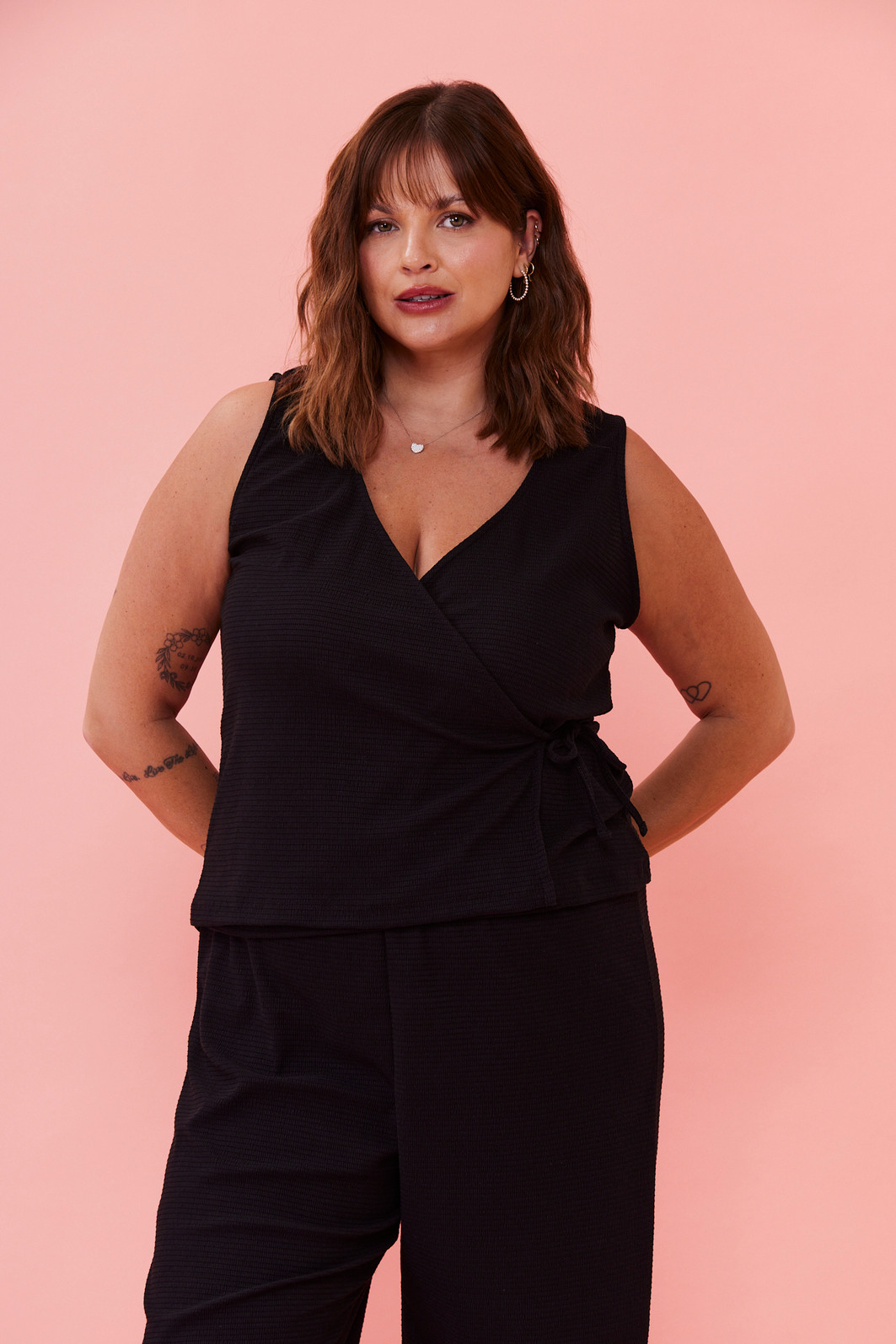 BLUSA HELLEN PRETO BLUSA HELLEN PRETO