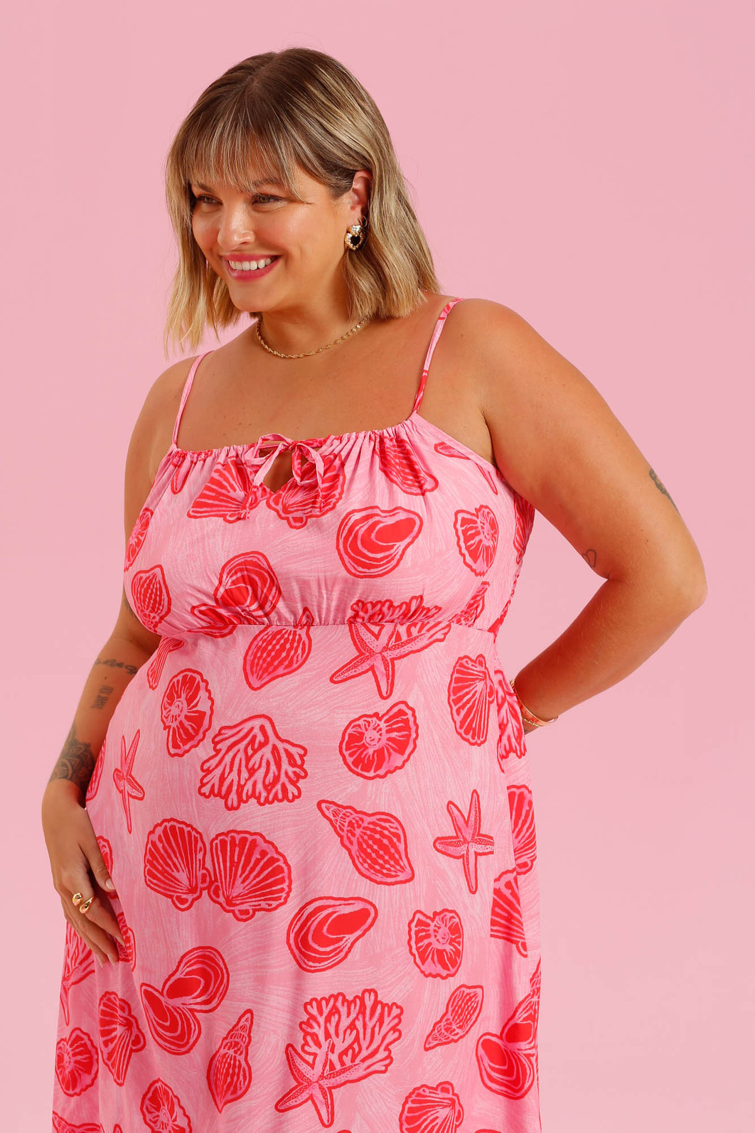 VESTIDO ROSA FUNDO DO MAR VESTIDO ROSA FUNDO DO MAR