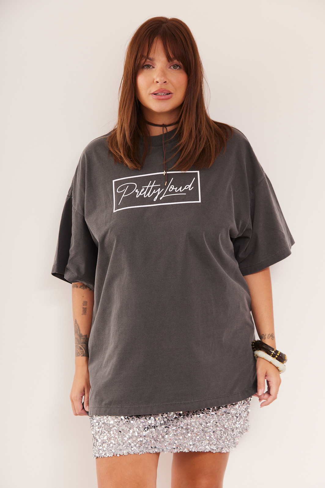 T-SHIRT OVER PRETTY LOUD PRETO ESTONADO T-SHIRT OVER PRETTY LOUD PRETO ESTONADO