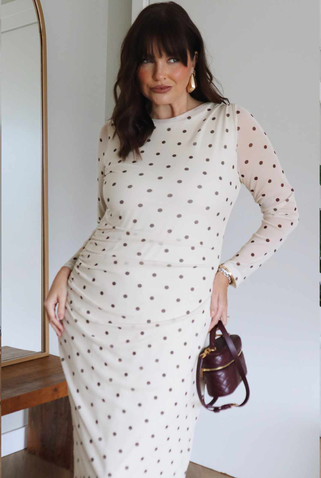 VESTIDO TULE BEATRIZ POA FUNDO OFF VESTIDO TULE BEATRIZ POA FUNDO OFF