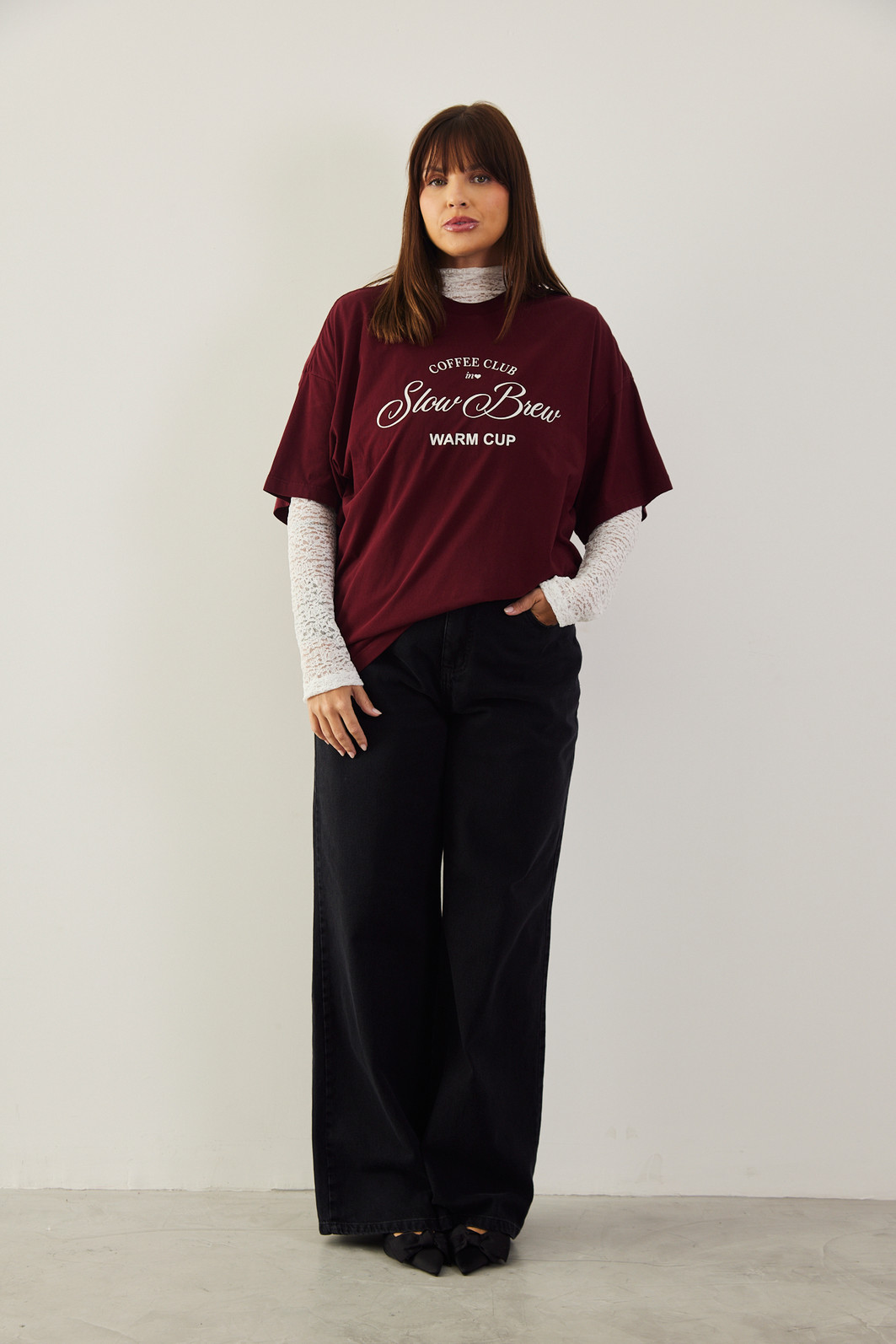 T-SHIRT OVER COFFEE CLUB BORDO