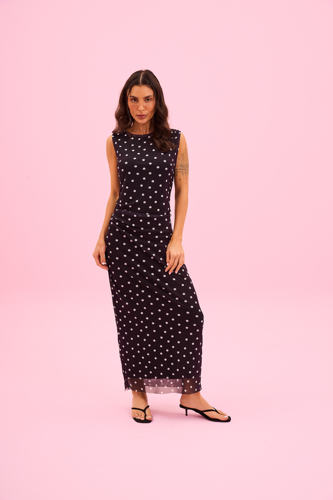 VESTIDO TULE JULIA POA FUNDO PRETO VESTIDO TULE JULIA POA FUNDO PRETO
