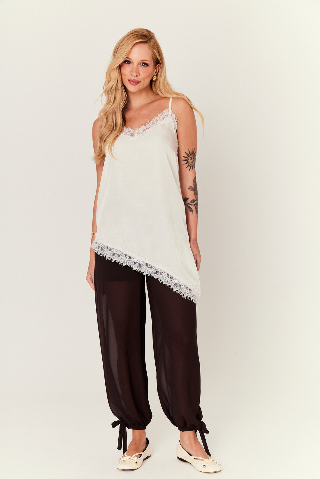 REGATA DE ALÇA JOICE OFF WHITE REGATA DE ALÇA JOICE OFF WHITE